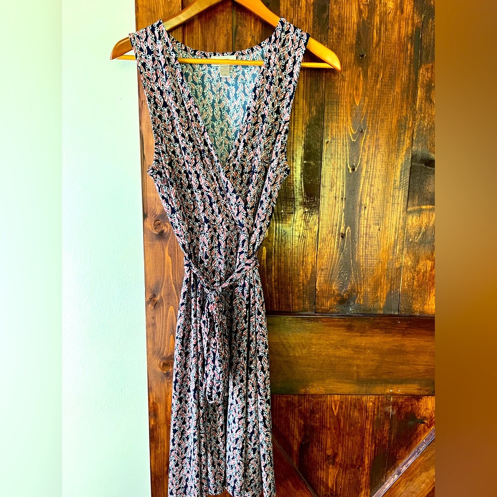 LOFT sleeveless shift dress